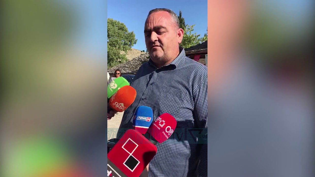 Familjarët e Kacifas sulmojnë gazetarët shqiptarë - Lajme - Vizion Plus