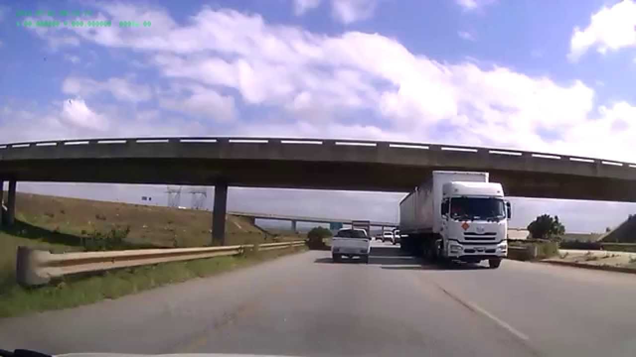 Driving around Uitenhage - going to Port Elizabeth for passport