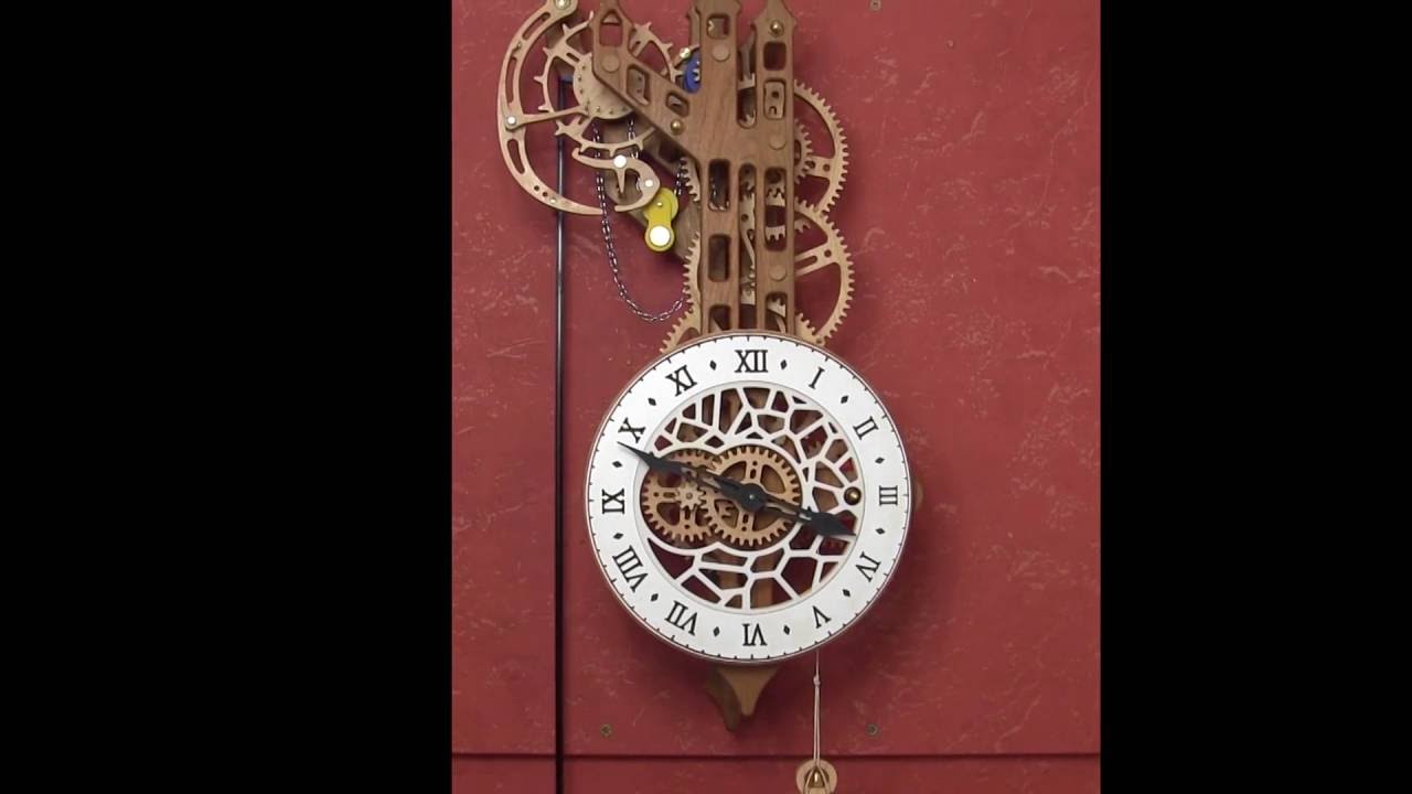 Brian Law's woodenclocks - Clock 26 with Remontoire