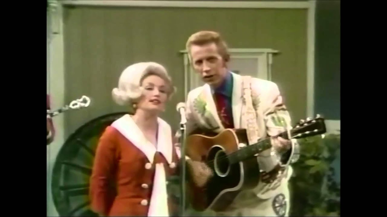 Porter Wagoner & Dolly Parton - Holding On To Nothin' (1968)