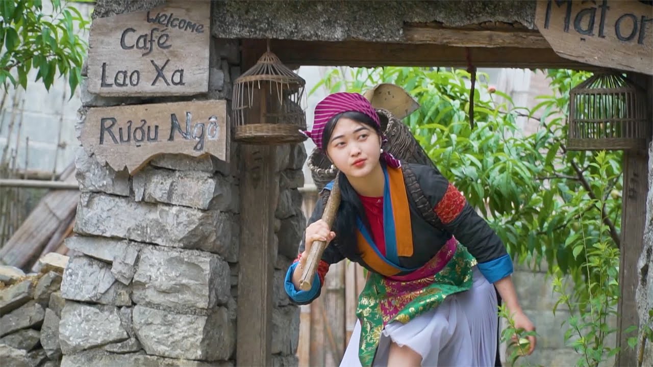Mèn Mén: The Best Food Of Hmong People - Beautiful hmong girl Giàng Thị Váng