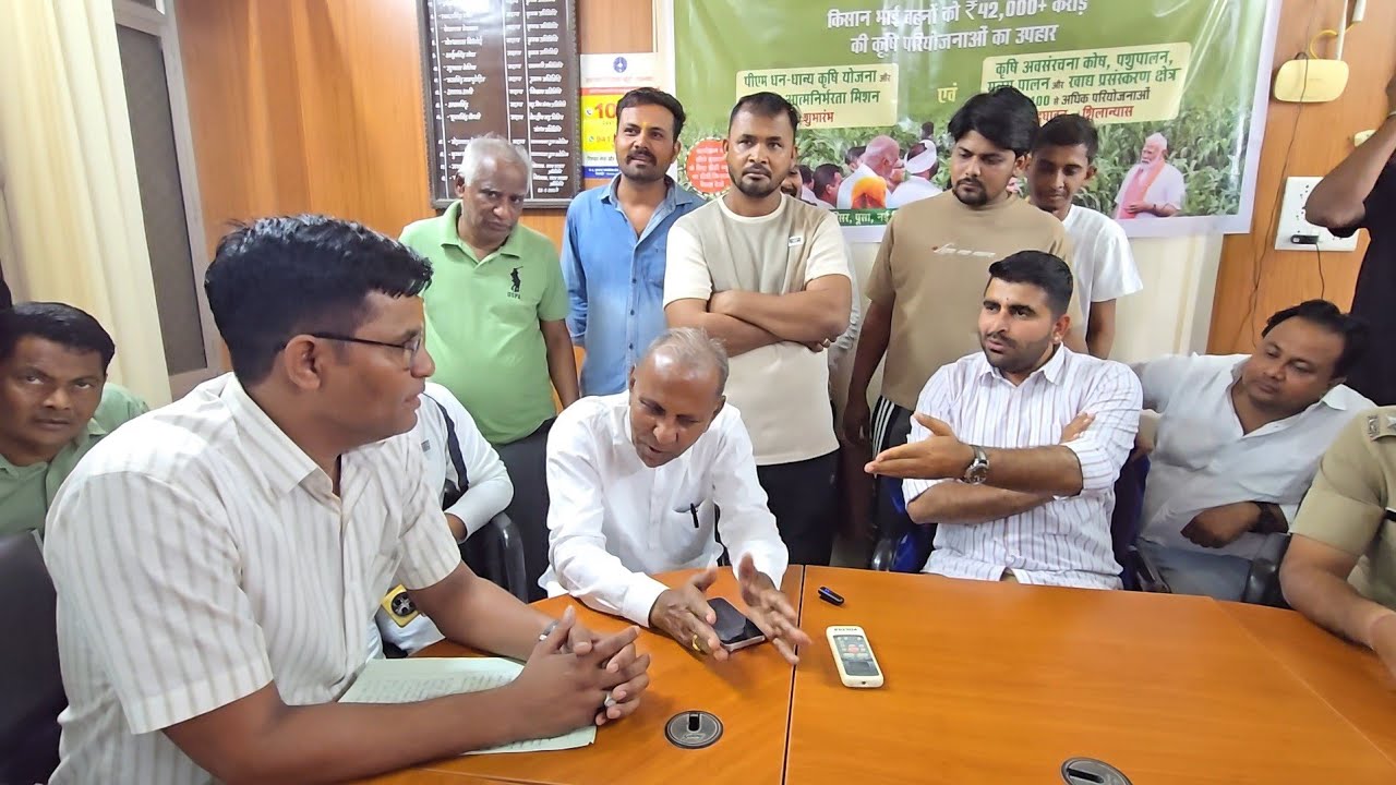 कृषि मंडी के सचिव पर भड़के MLA रविंद्रसिंह भाटी, बोले ; अनपढ़ समझ रखा है क्या मुझे ?