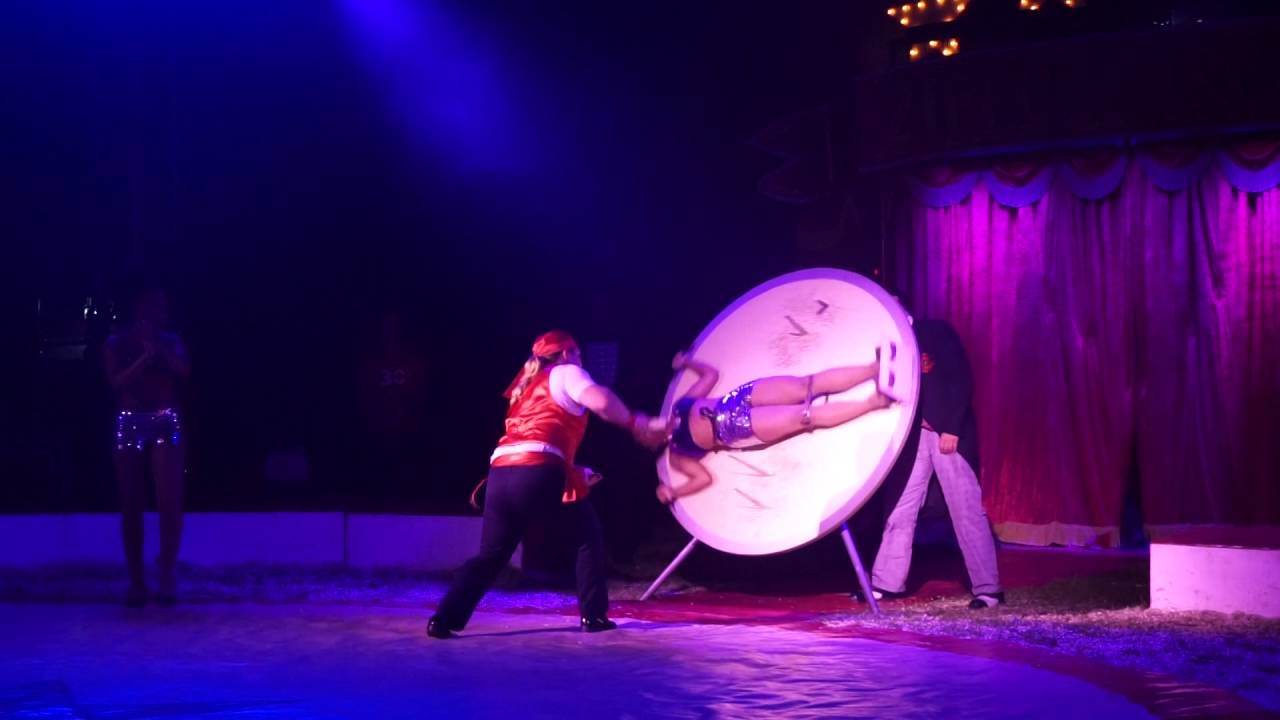 Zippos Circus Ayr 2016 Knife Throwing