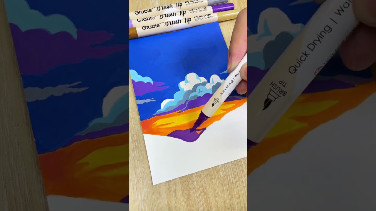 Bring the horizon closer with bold and delicate strokes. 💜🧡💙