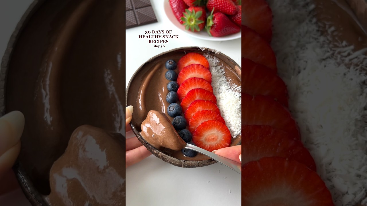 4-ingredient Healthy Chocolate Ice Cream🤩 #healthyrecipes #easyrecipes #healthysnacks