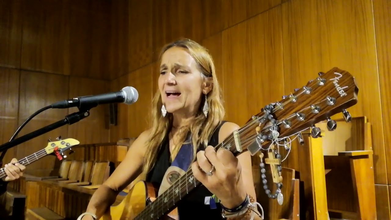 Con un hasta luego. De Pablo Martínez. Cover Mer González Fontán