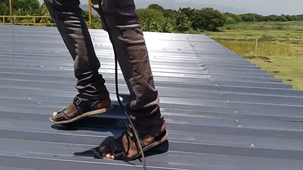 Roofing work. @Sararoofing777 