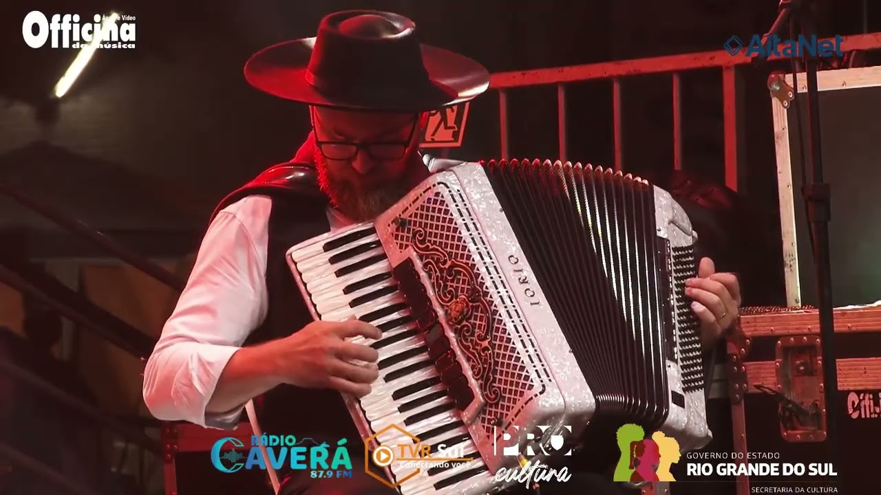 BAILADO DE OUTONO -  IGOR TADIELO