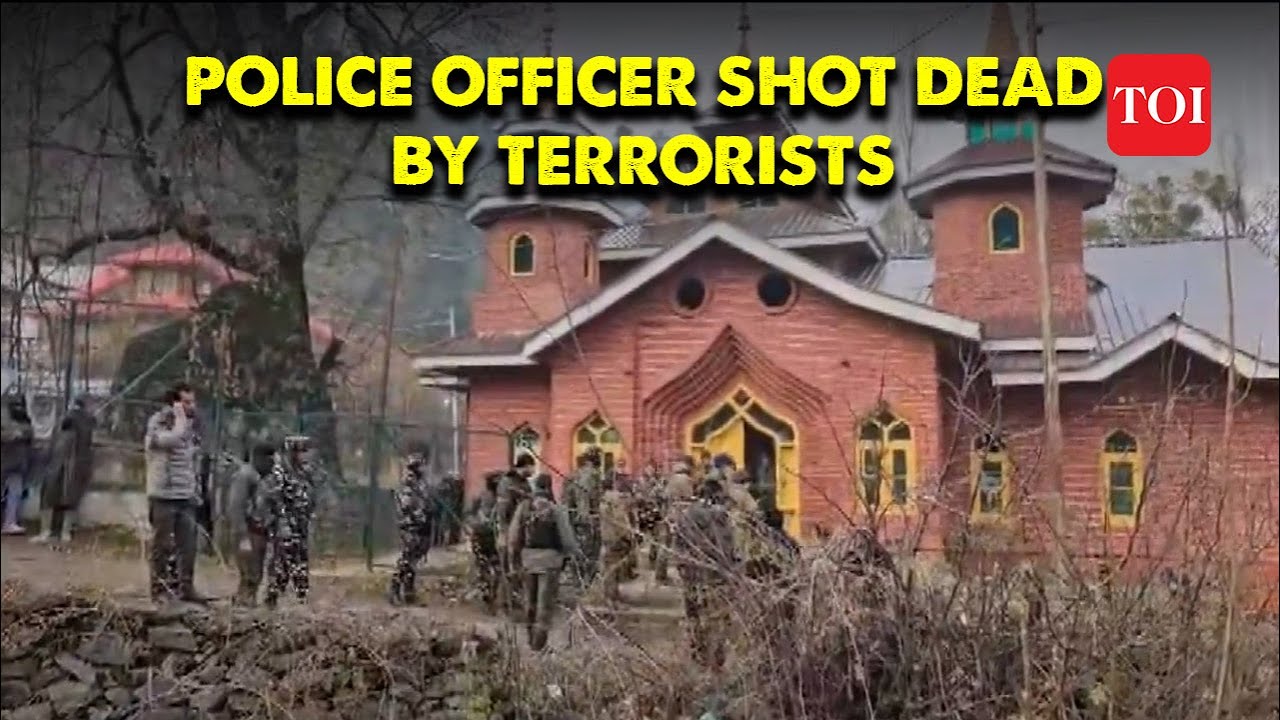 J&K BREAKING: Retired SSP shot dead at Baramulla mosque in Kashmir | Rajouri attack | Anti-terror Op