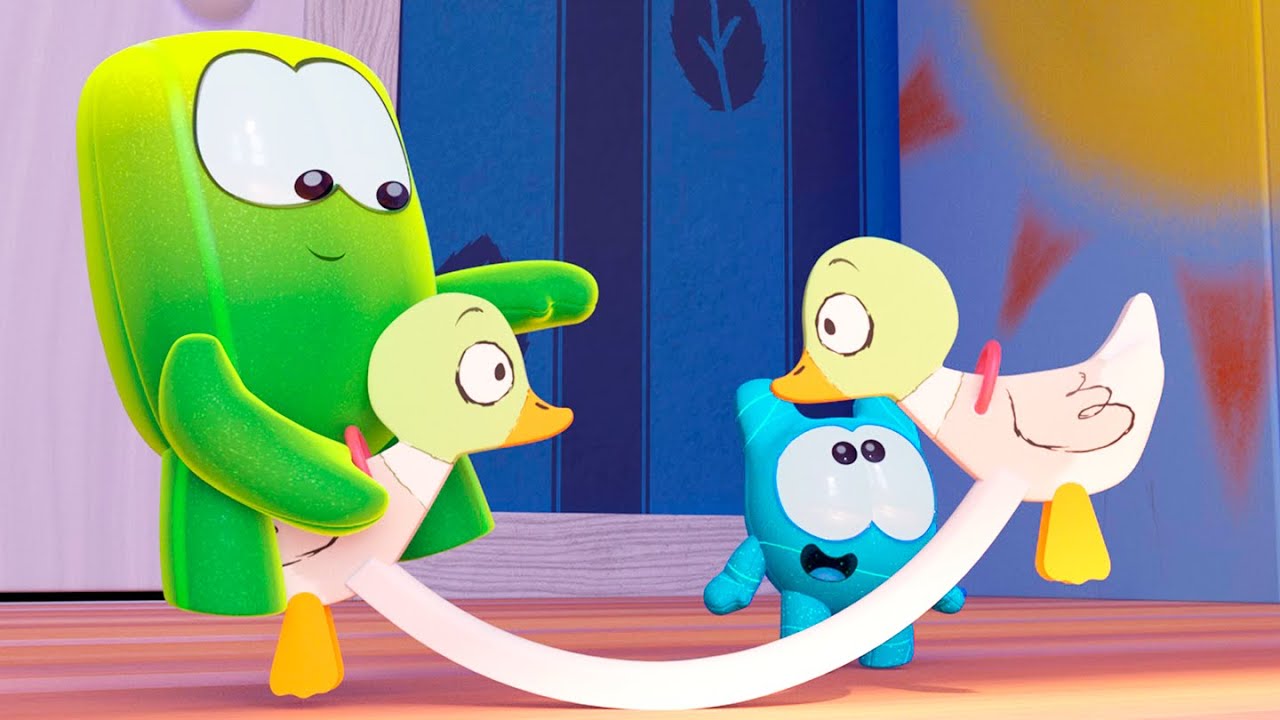 BooMons are playing with a Seesaw 🤸🌀| What’s next in Cuquin’s surprise egg?
