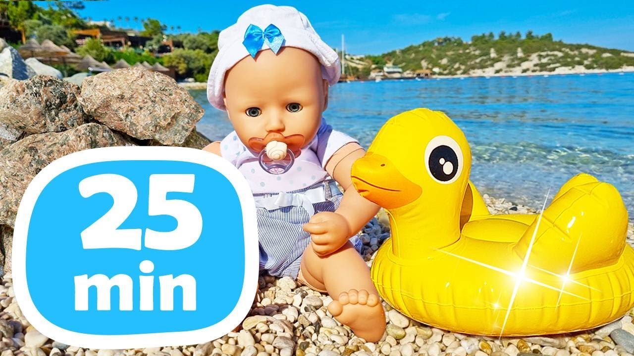 🌊☀️ Baby Annabelle va al mare: giochiamo con l'acqua e in spiaggia!