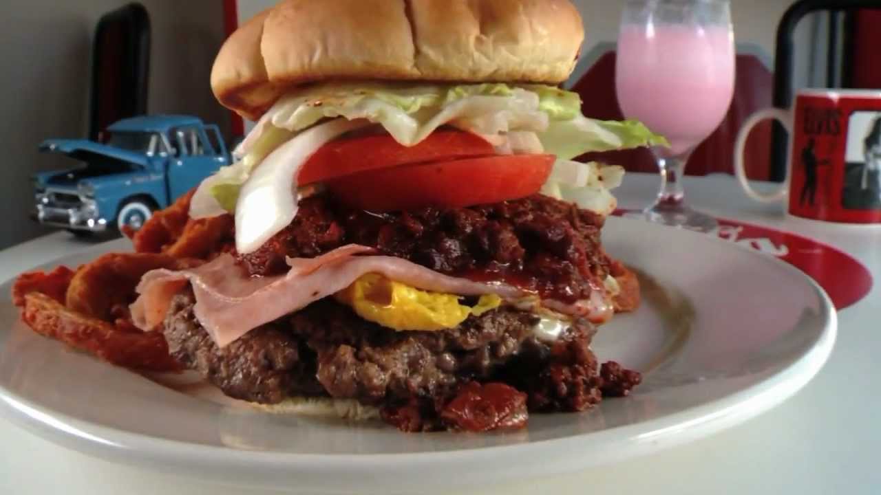 Cruisers Malt Shoppe - Gardner, MA (Phantom Gourmet
