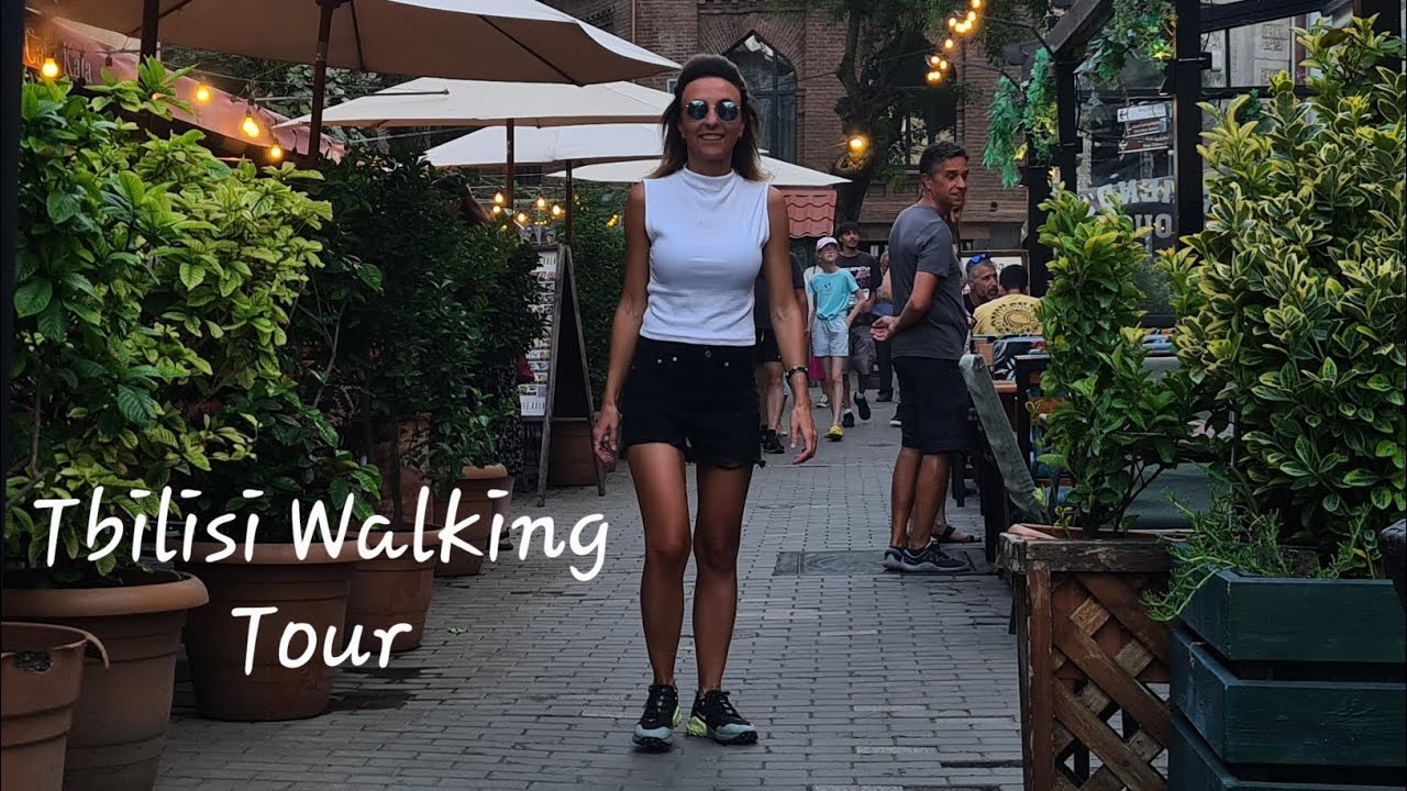 Tbilisi Walking Tour / Georgia