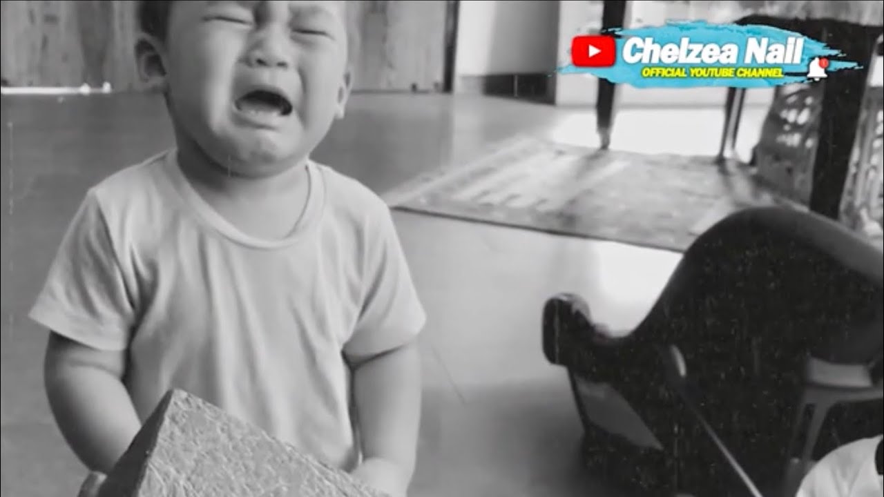 TANGAN KIANO KEJEPIT BATU 😭 KASIAN 😢😭