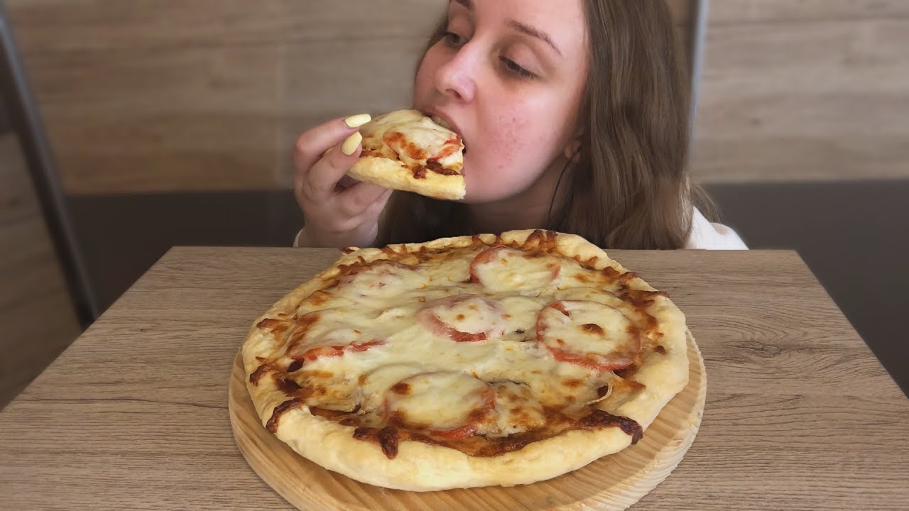 [Magyar ASMR] Pizza mukbang🍕