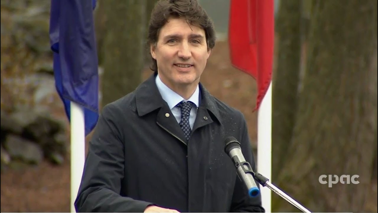 Les PM Trudeau et Gabriel Attal assistent à une cérémonie d'anciens combattants – April 11, 2024