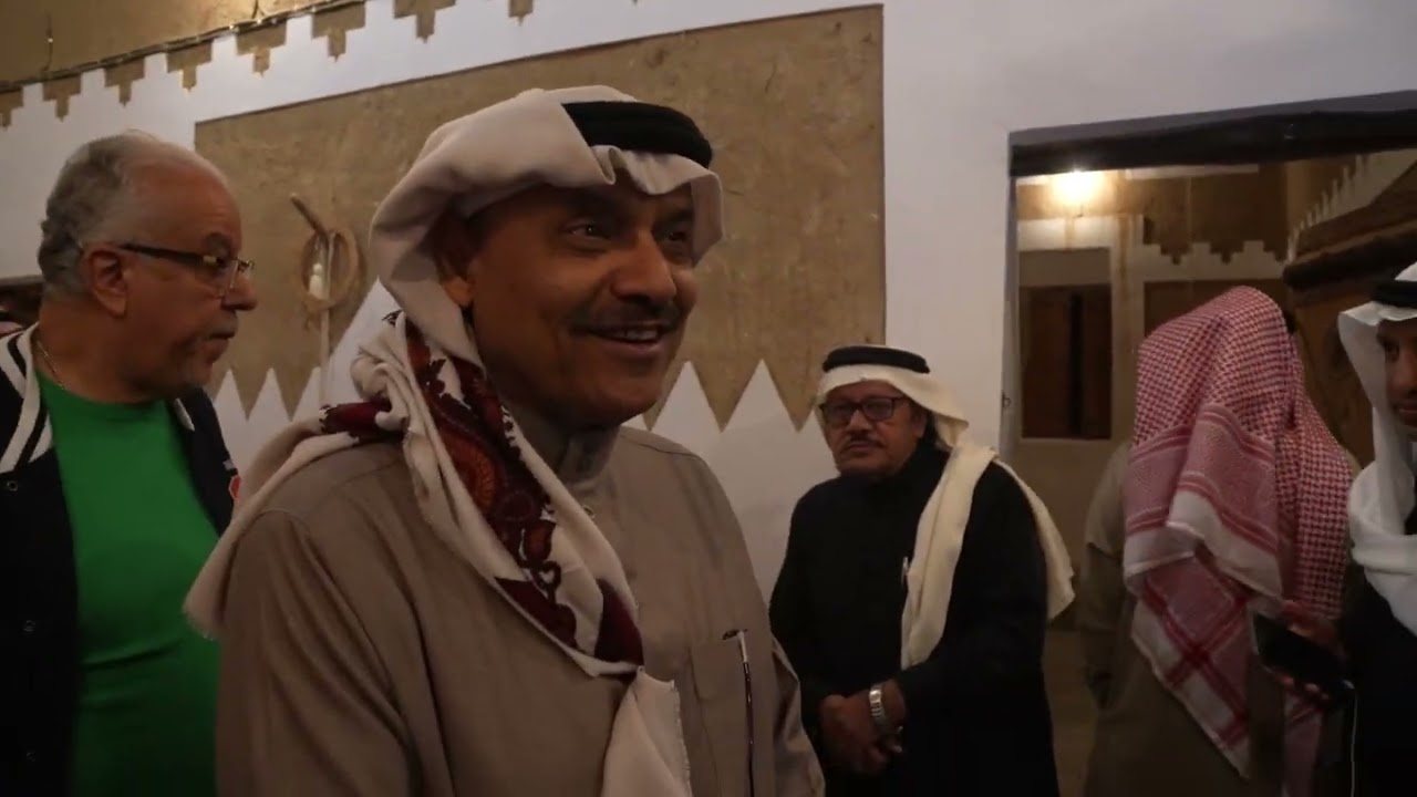 ضيوف مهرجان مسرح الطفل بالقصيم يزورون قصر السبيعي التراثي بعنيزة