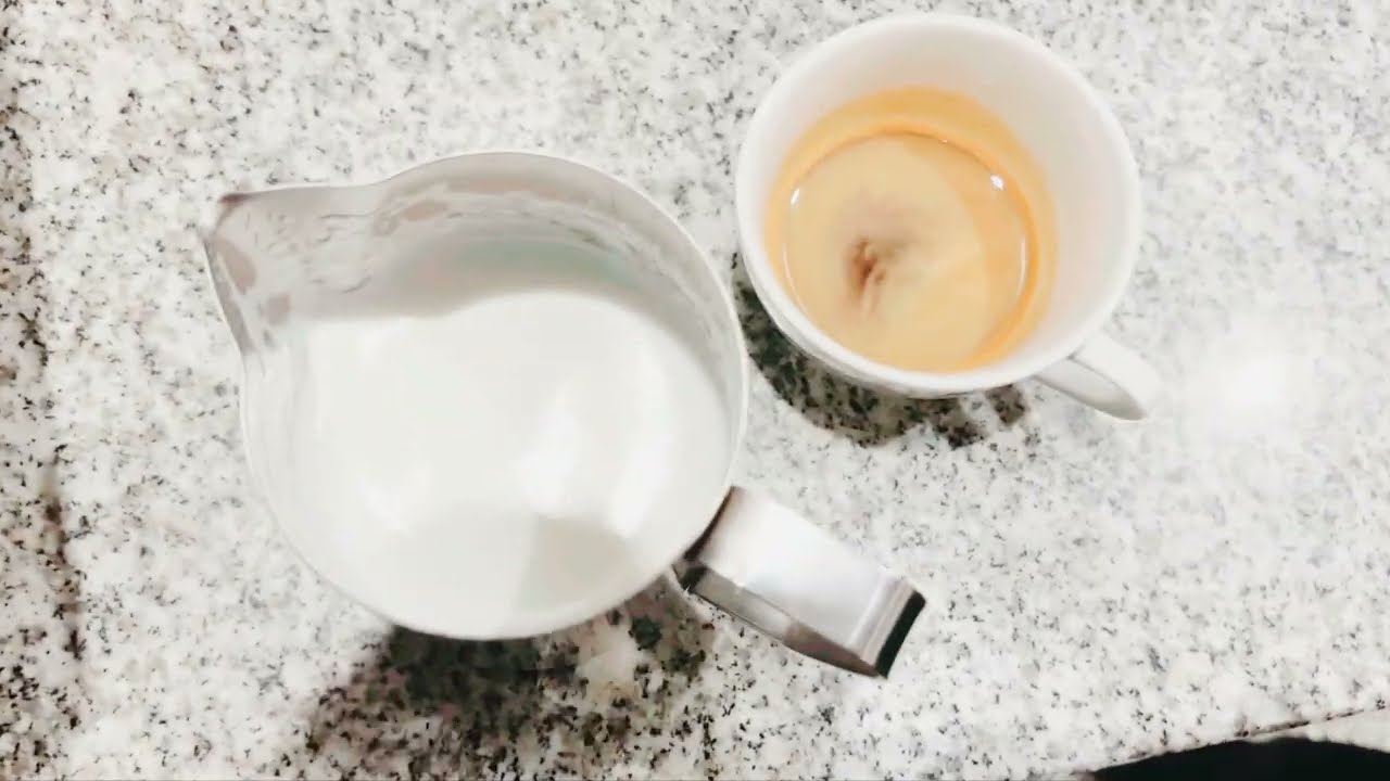 Without touching hand  make coffee #coffeeart  #coffeemaking #espressoyourself #coffeeart #barista 