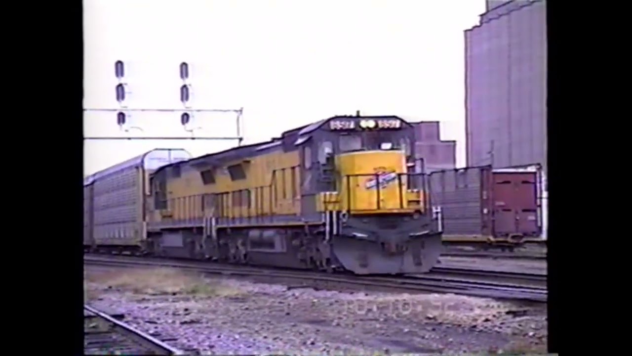 CNW GE's Part I Arrival of the C40 8's February 1992