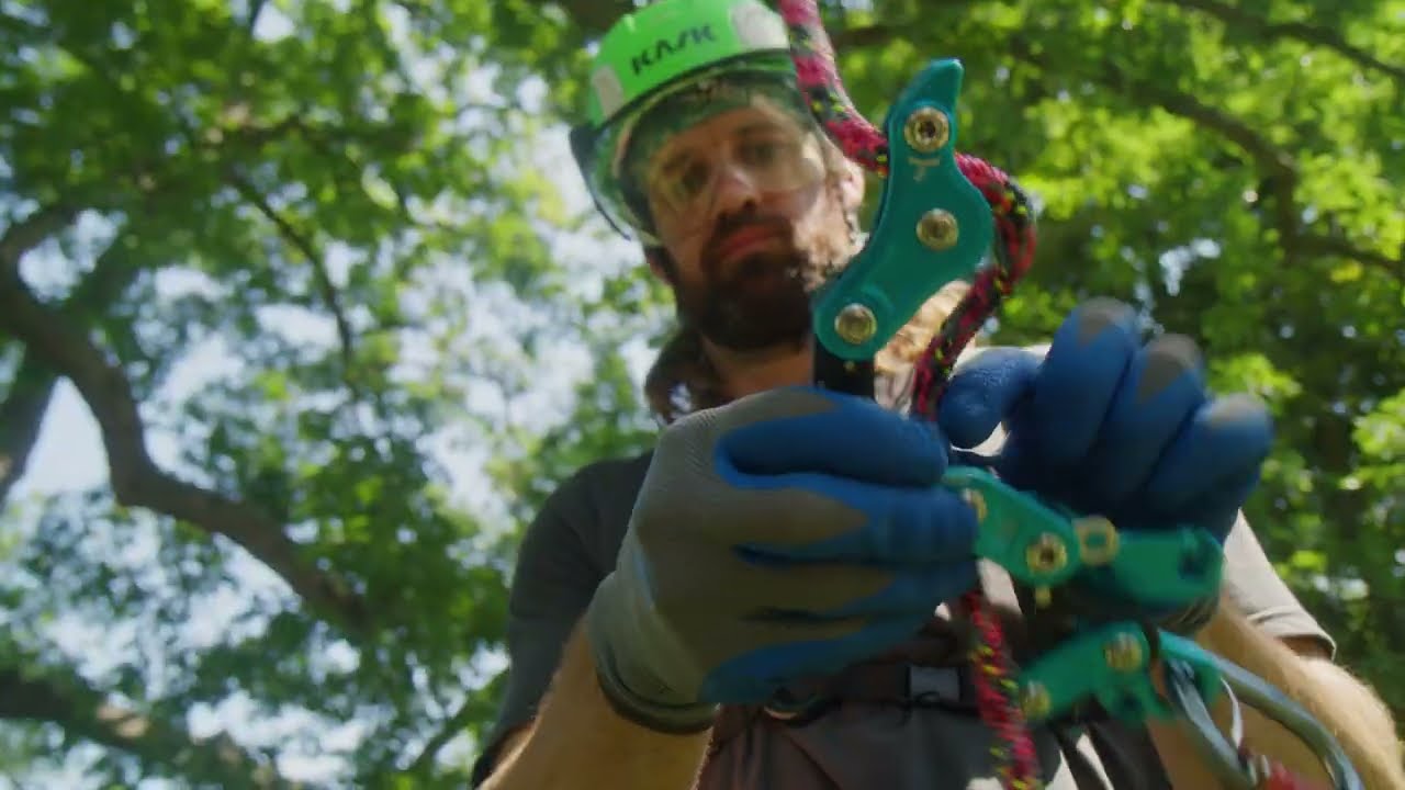 Ultimate Climbing Device: Notch Rope Runner Vertec