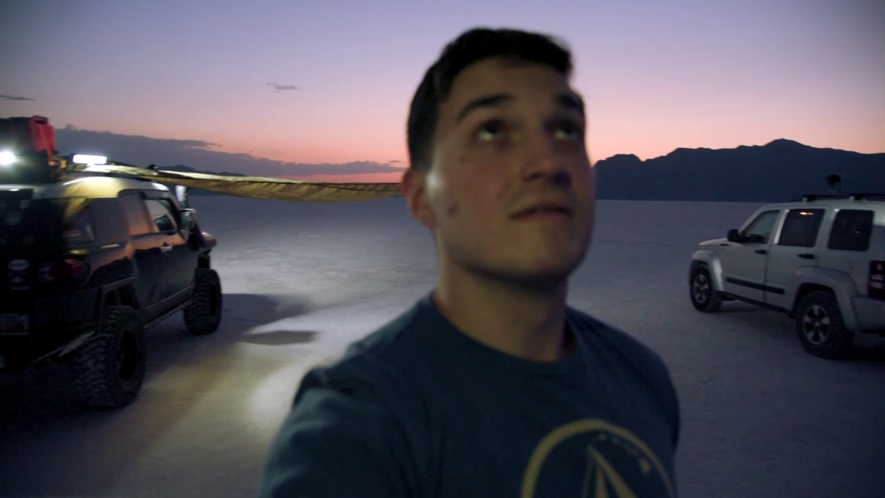 An Evening at the Salt Flats| VLOG | Bonneville Salt Flats Utah
