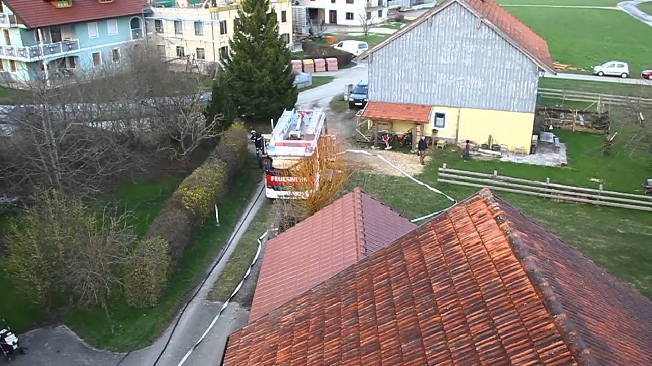 Spektakuläre Kaminbrandübung der FF Köstendorf