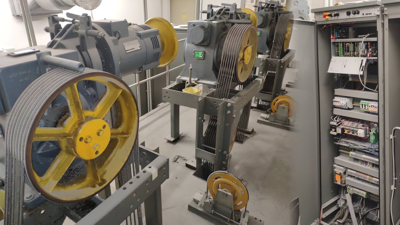 3 nice 90s Thyssen TCI controlled Lifts in NRW, Germany