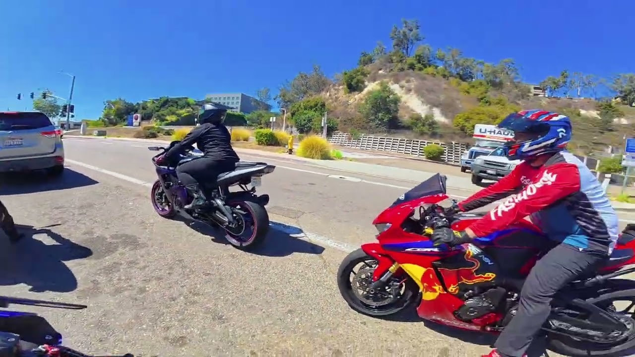 Left in Group Ride | Yamaha R3