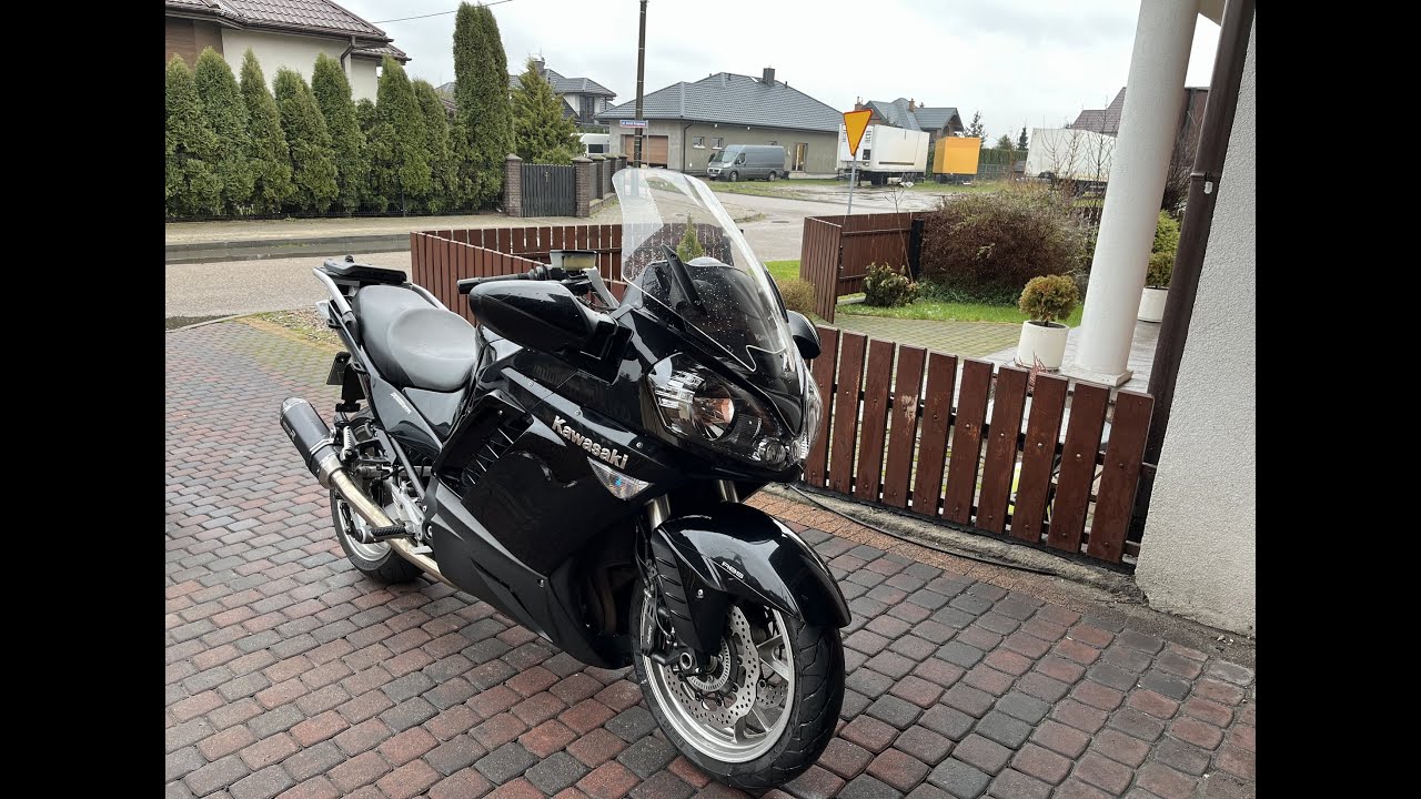 Kawasaki GTR 1400 - serwis silnika i hamulce