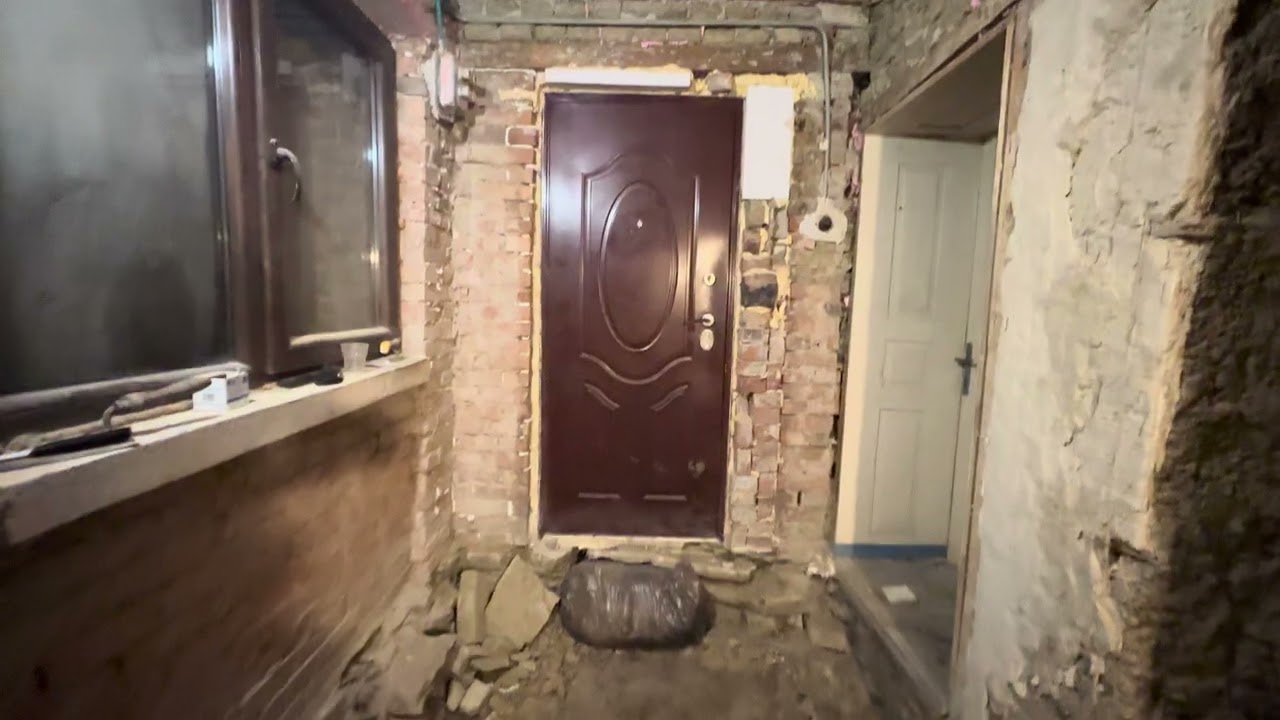 Pregătirea terenului pentru canalizare la casa veche