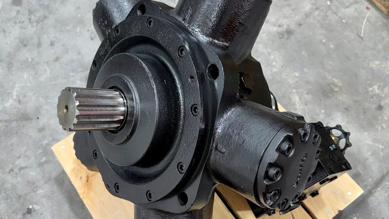 Hydraulic motor testing done #staffa #hydraulicmotor #heavyequipment #rexroth #machine 