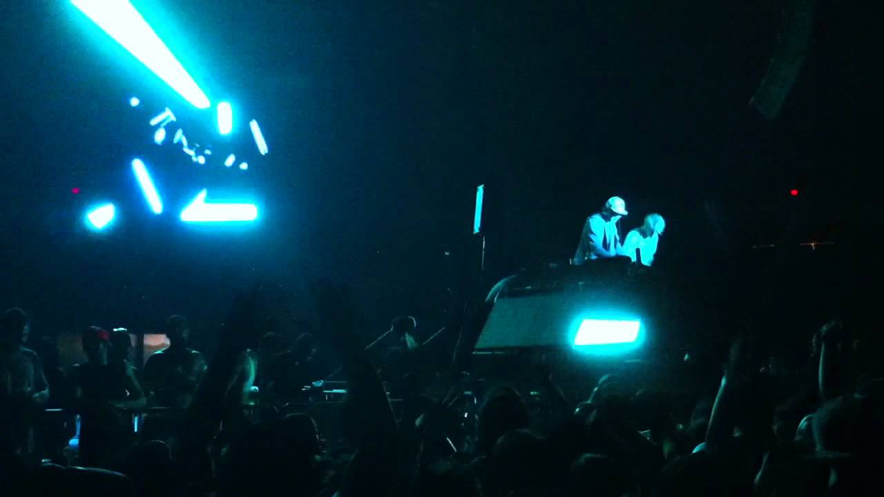 Cazzettte playing Tonic's big fat live at Tramps Like Us Festival in San Diego 9.1.12