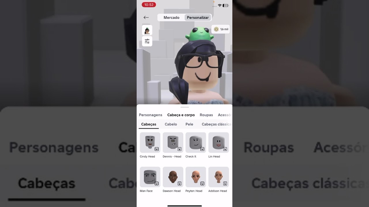 Gastando 1704 robux pela primeira vez!