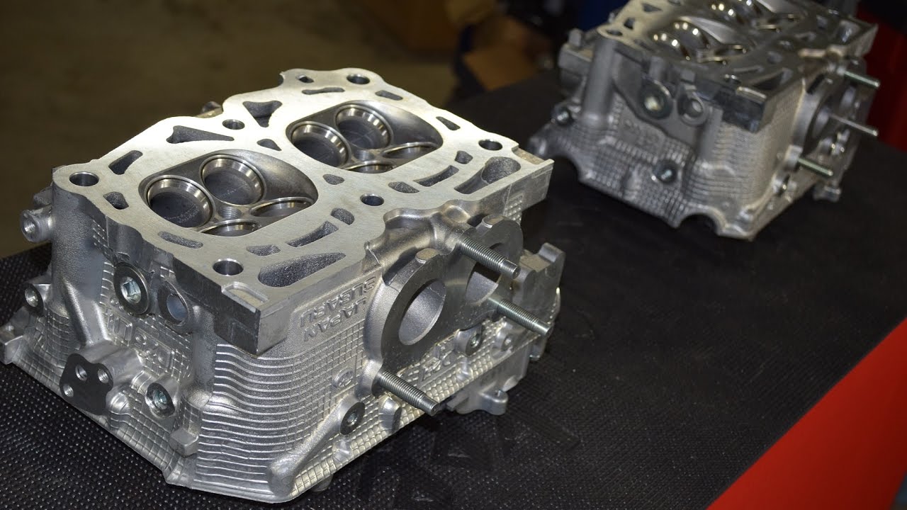 Головки блока цилиндров Subaru Turbo B25 и D25 — в чем разница?