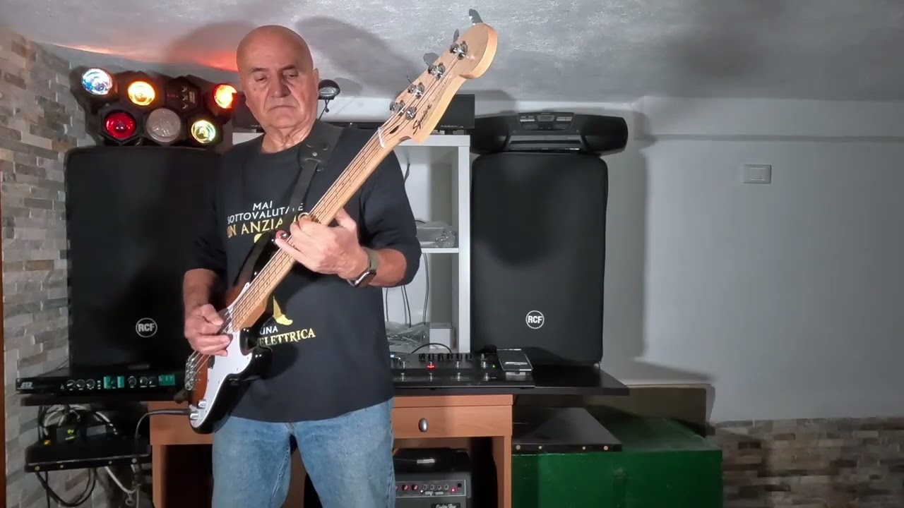 Black Dog - Led Zeppelin -  bass cover