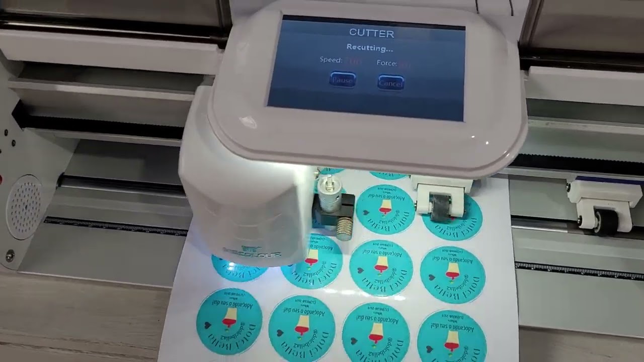 MECOLOUR PLOTTER DE RECORTE CORTANDO ADESIVOS CIRCULARES