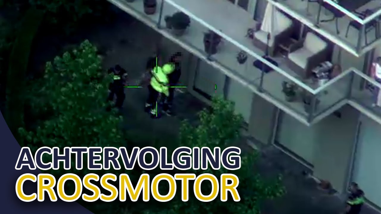 Achtervolging crossmotor | Verdachte negeert slagbomen bij een spoorwegovergang | Politie Utrecht