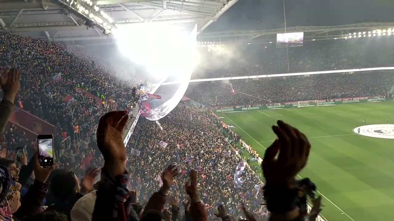 Trabzonspor 2022 Şampiyonluk Maçı Öncesi Atmosferi