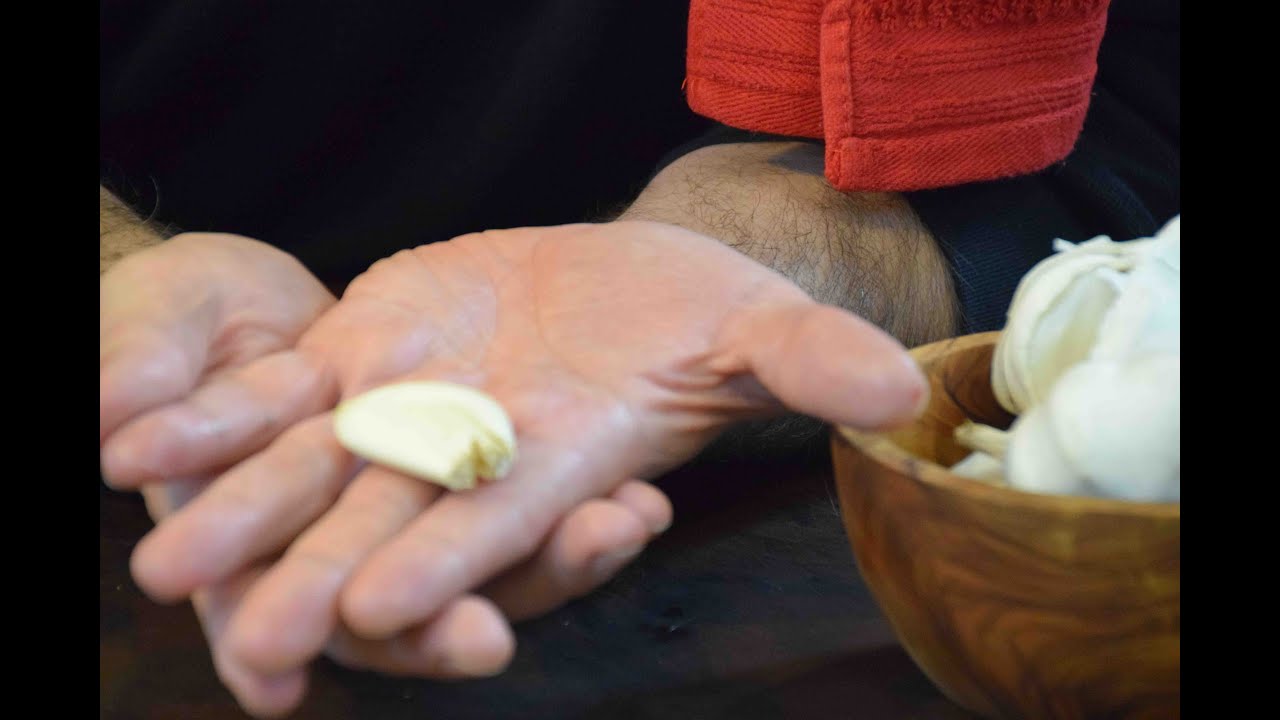 How to Remove Garlic Smell from Hands Fast | Cooking Italian with Joe