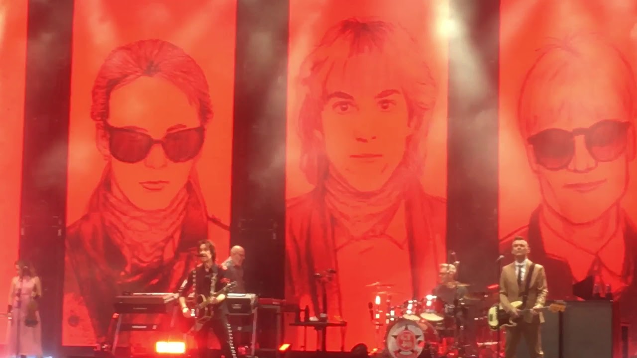 Gyllene Tider - Chrissie Hur Mår Du live @ Sofiero slott Helsingborg 10/7 2019