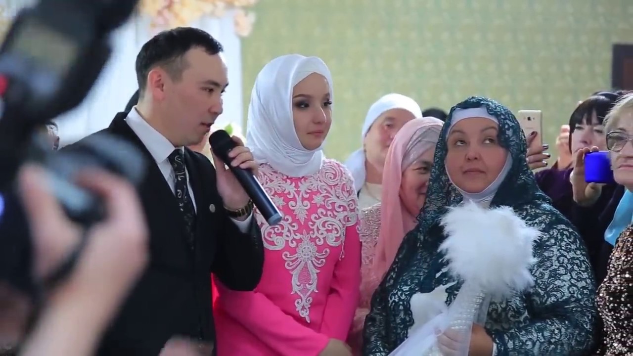 Алтынай Жорабаева ұзатылатын қызды шығарып салу салт-дәстүр