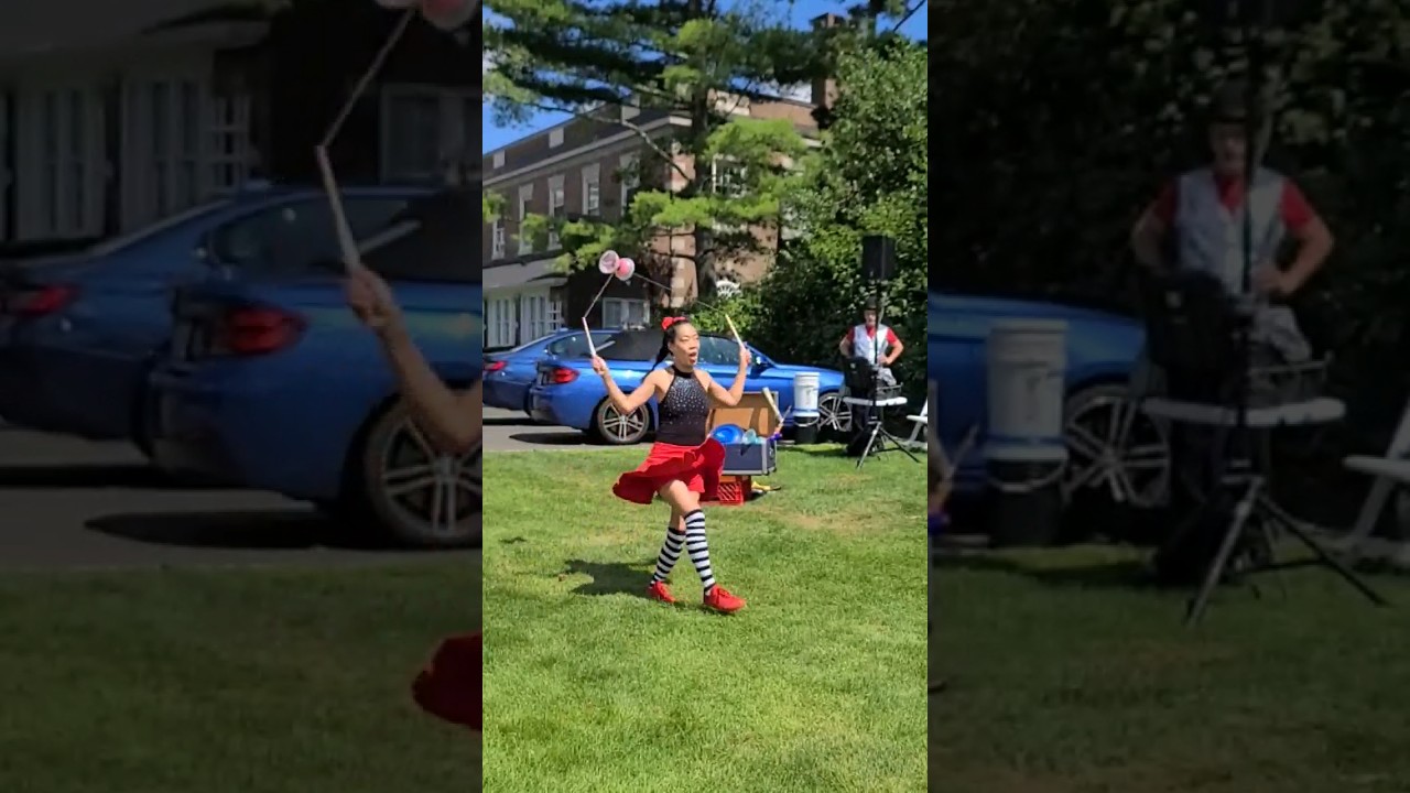 #amazing #female #juggler. #juggling #jugglers #women #entertainment #strongwomen #girlpower #wow