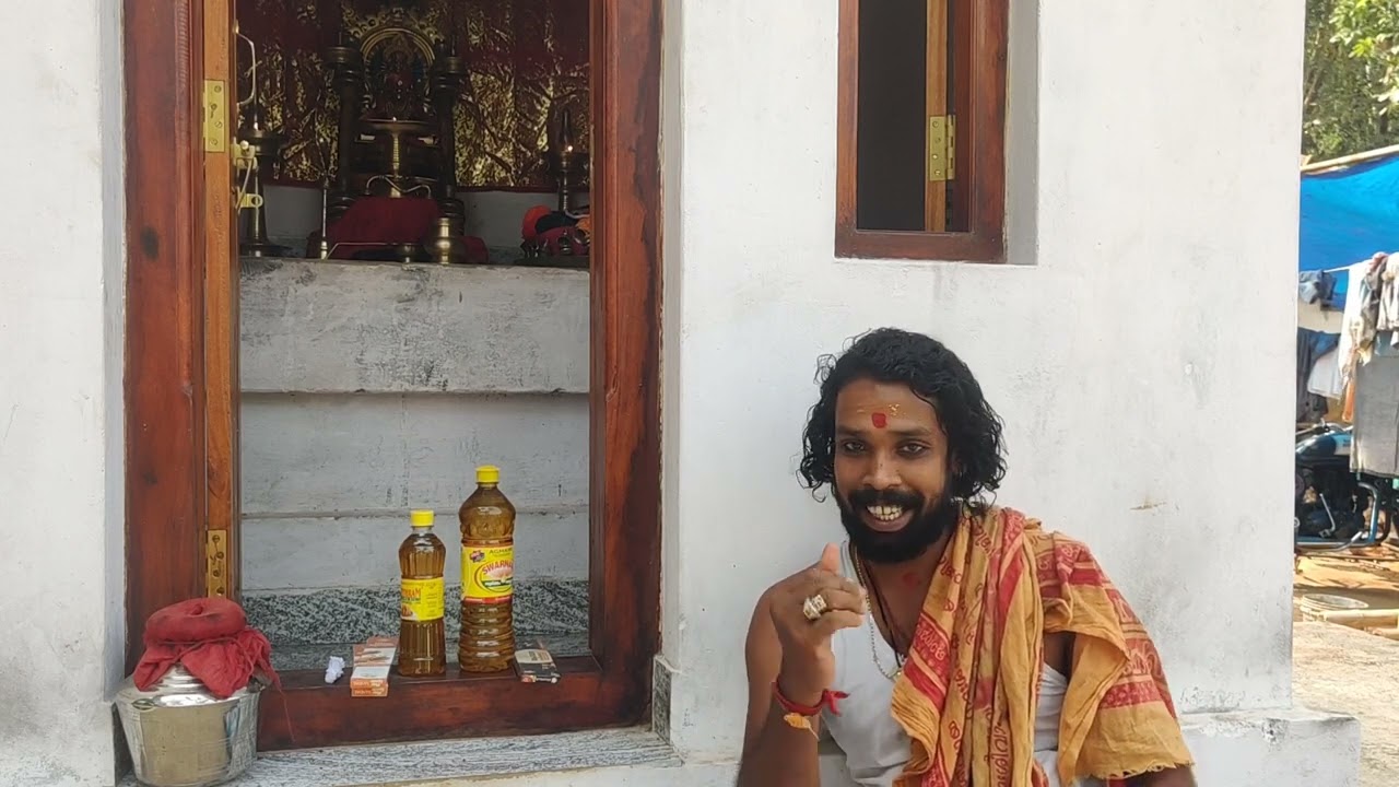 കല്ലടിക്കോട്  കരിങ്കുട്ടി സ്വാമിയും  കരിനീലി അമ്മയും