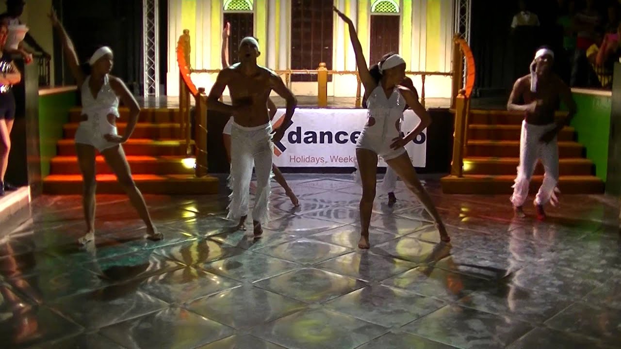 Yanek Revilla y Sabor DKY 