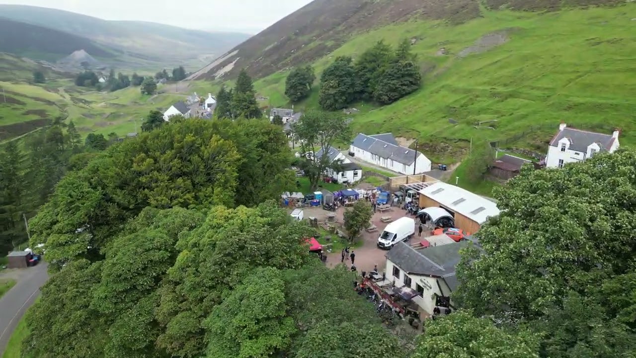 Wanlockhead inn from above