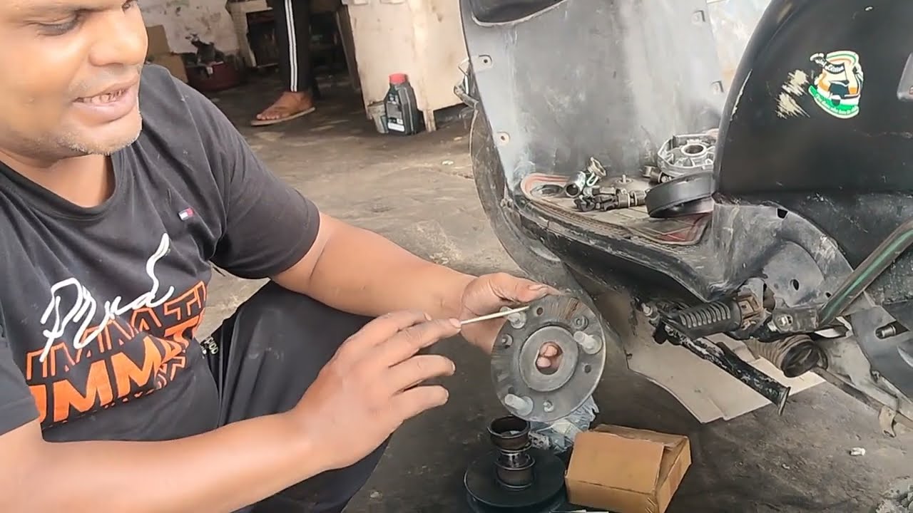 #suzuki access 125 #clutch Repair#clutch work #clutch grish wash#
