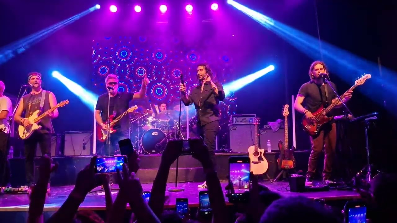 Magic! & Pericos - Intro de Waitin' & No Way No - Recital Magic! Buenos Aires, Argentina, NicetoClub