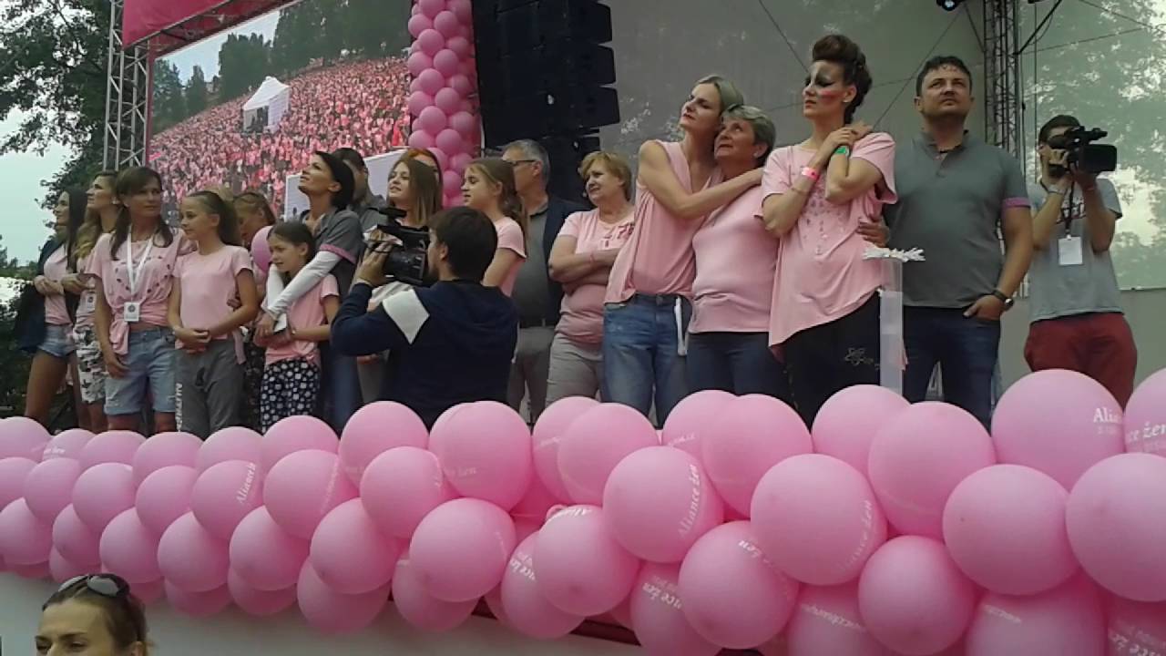 Avon pochod 2016 Praha , vypou&scaron;těn&iacute; bal&oacute;nků + Kry&scaron;tof - Cesta