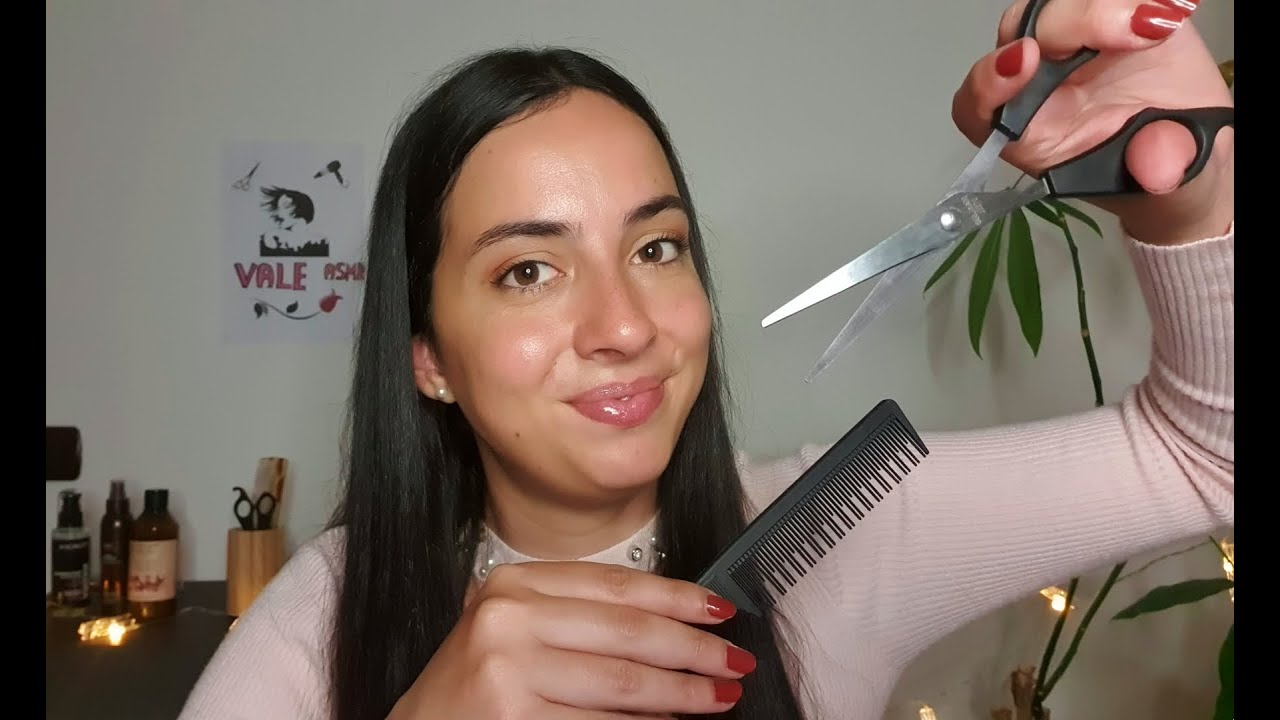 Parrucchiera rilassante ti sistema i capelli 💇🏼‍♀️ ASMR Roleplay