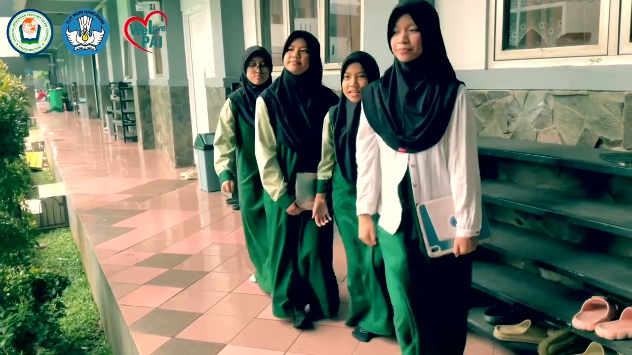 PJBL SMPIT THARIQ BIN ZIYAD 8C kelompok 1